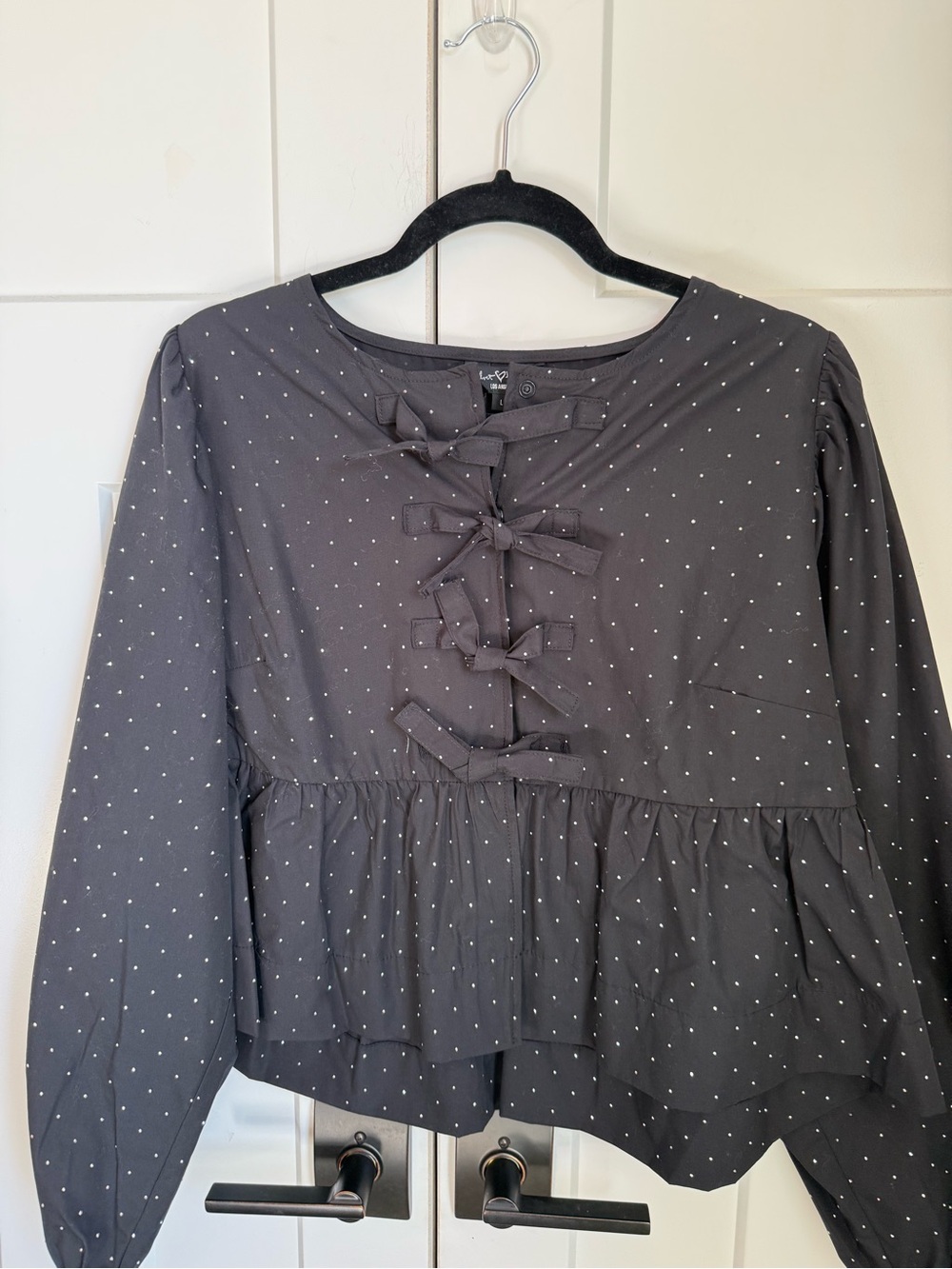 Velvet Heart Charcoal Gray Polka Dot Bow-Front Peplum Top size L, like new.